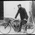 Monsieur Oster - Motocyclette Clément - 1903